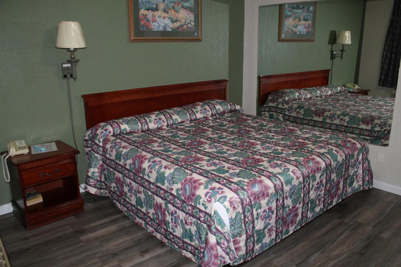 American Motor - Motel Rock Island